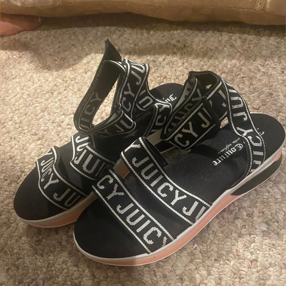 Juicy couture sandals